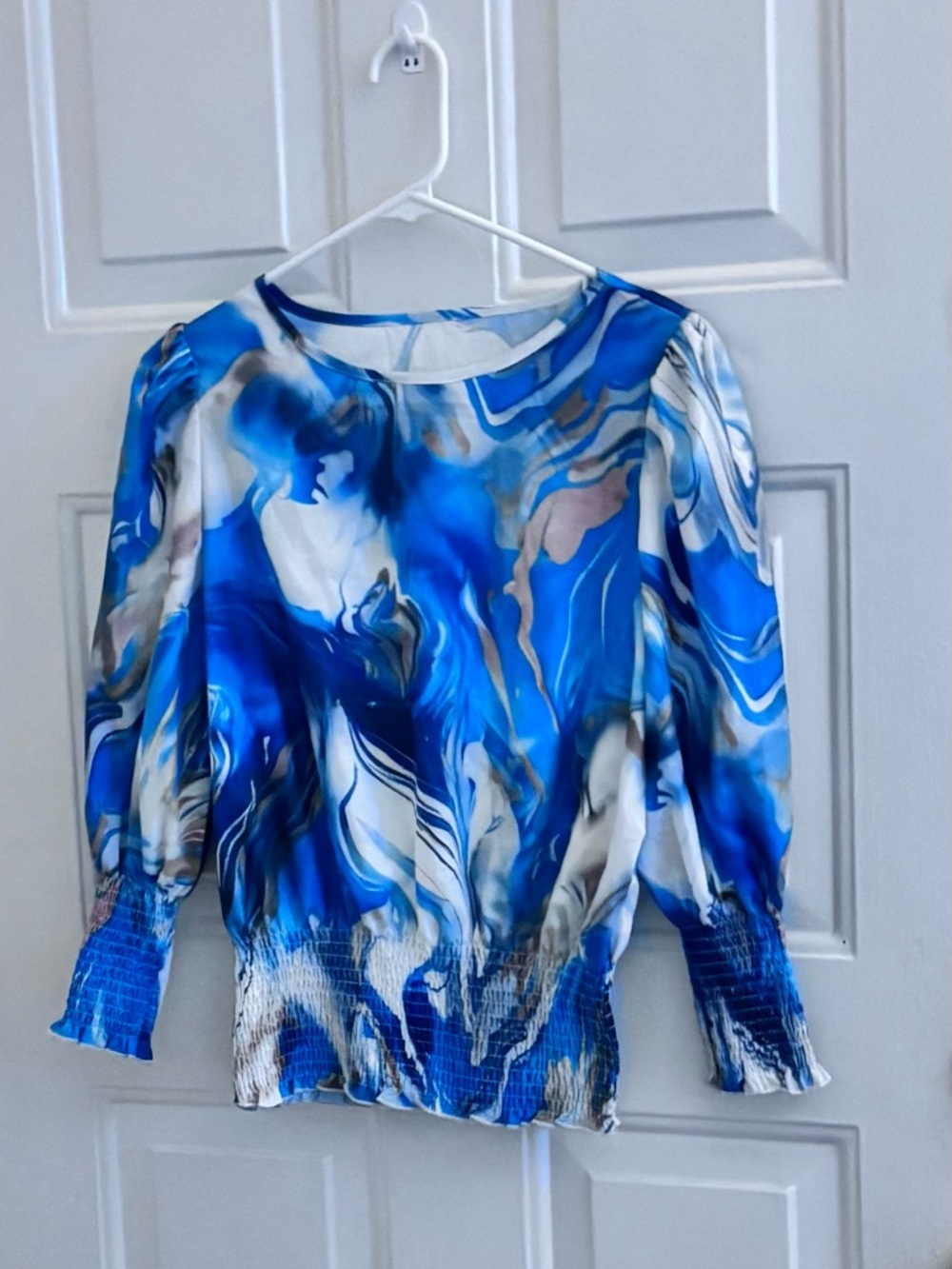 SHEIN Blue Marble-Print Smocked-Hem Long Sleeve Blouse